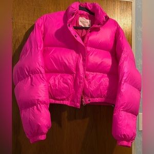 New Olivaceous Lizzy Hot Pink Cropped Puffer Jacket Size Medium